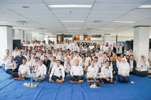 Read more about the article Perkuat Kinerja, Tracon Industri Gelar Town Hall Meeting 2026