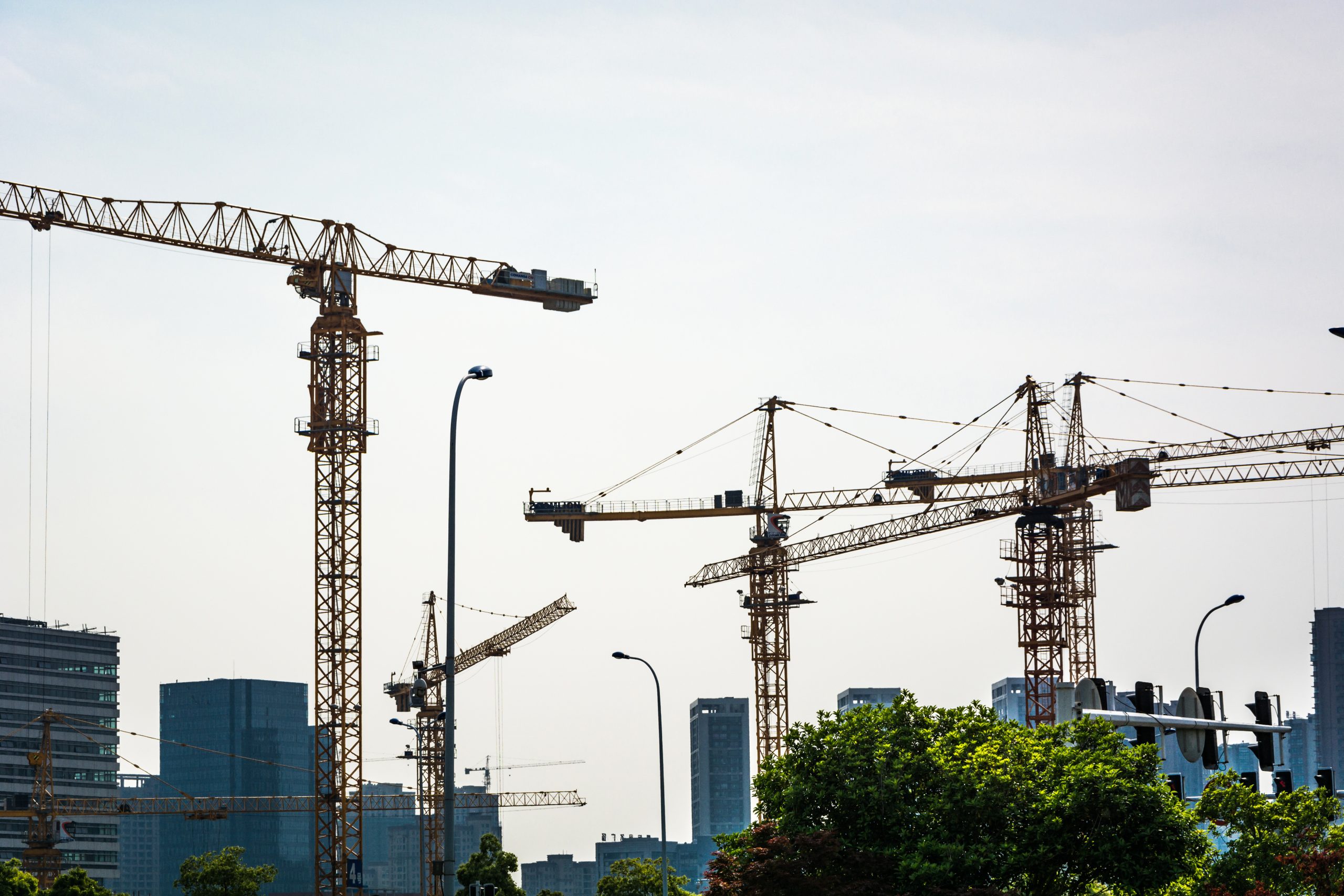 Read more about the article Strategi Efektif Pengelolaan Fasilitas Industri Skala Besar